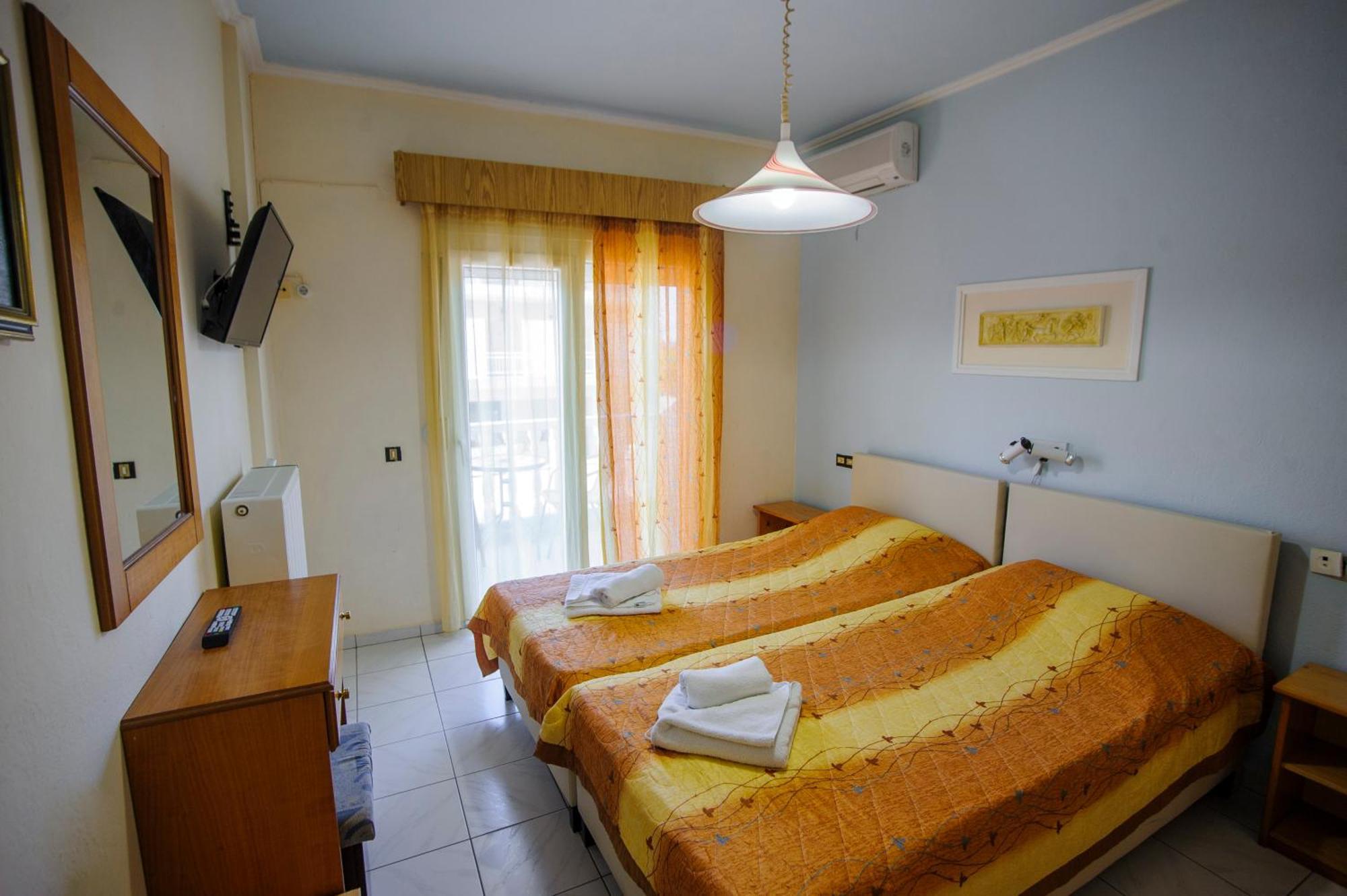 Hotel Europa Olympiakí Aktí エクステリア 写真