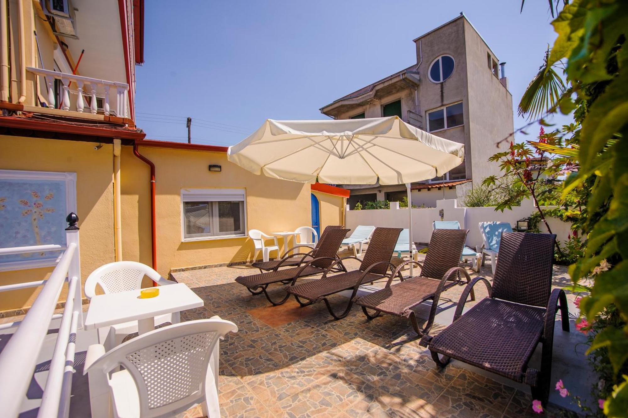 Hotel Europa Olympiakí Aktí エクステリア 写真